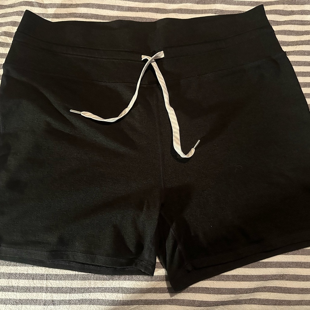 Vuori XL Clean Elevation Biker Shorts